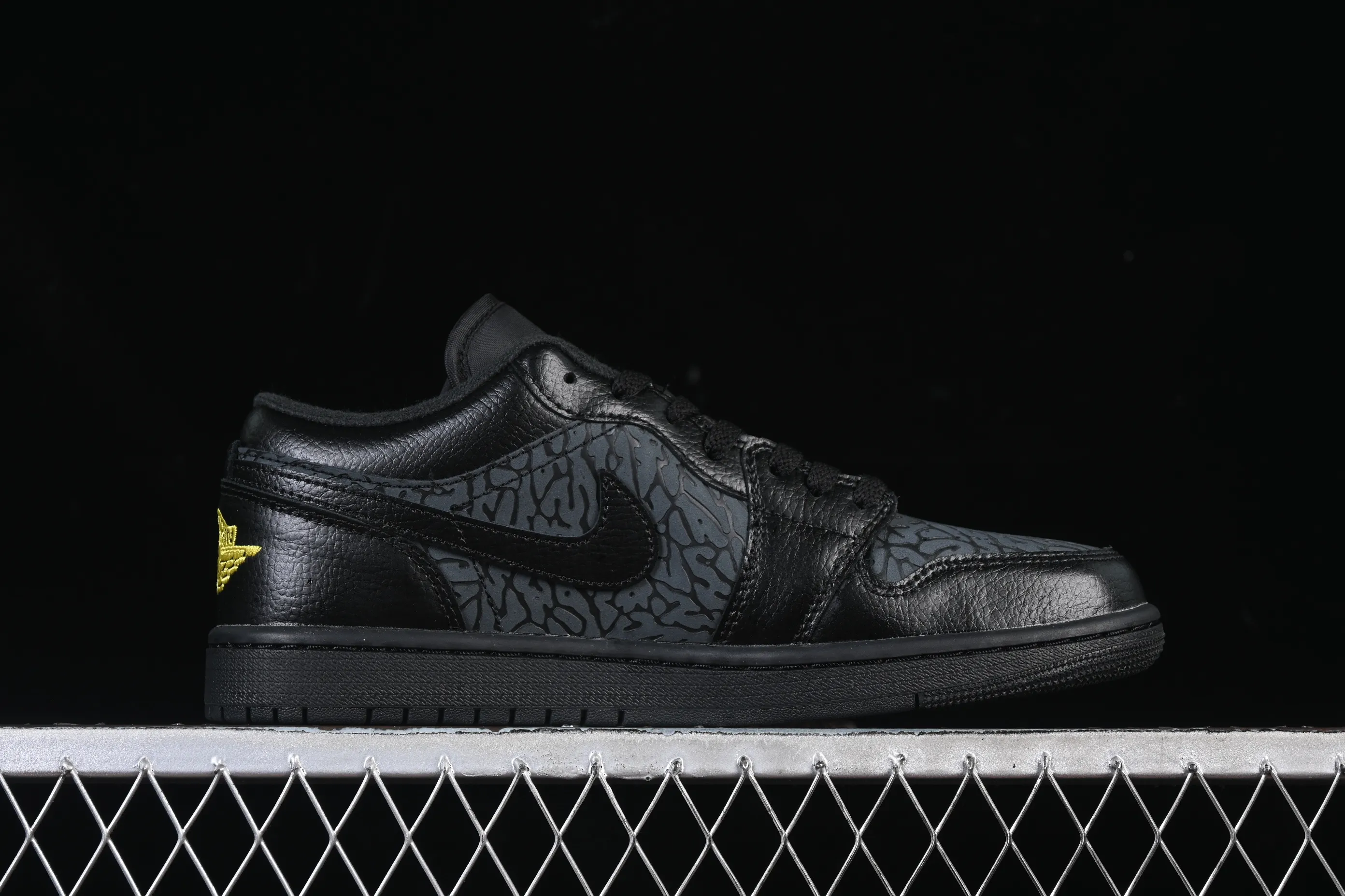 All categories Air Jordan Jordan series basketball shoes Air Jordan 1 Low G version pure original Air Jordan 1 Low "Elephant" AJ1 Joe 1 burst pattern Danger warning low-top cultural casual sneakers IM6568-010